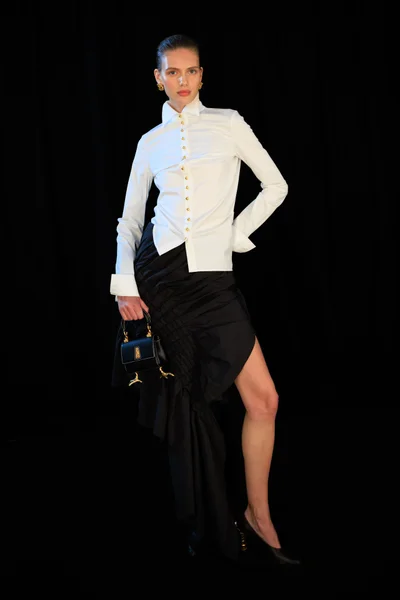 Look 26